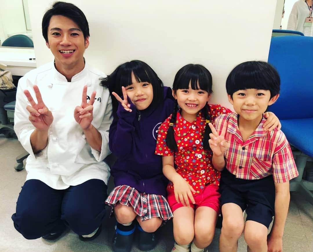 山田裕貴さんのインスタグラム写真 - (山田裕貴Instagram)「『 #なつぞら 』 子役４人です🥺 みんな可愛い💖 愛しい💖  #雪次郎 #千夏 #優 #雪見 #粟野咲莉 ちゃん #増田光桜 ちゃん #嶺岸煌桜 くん」9月24日 12時14分 - 00_yuki_y