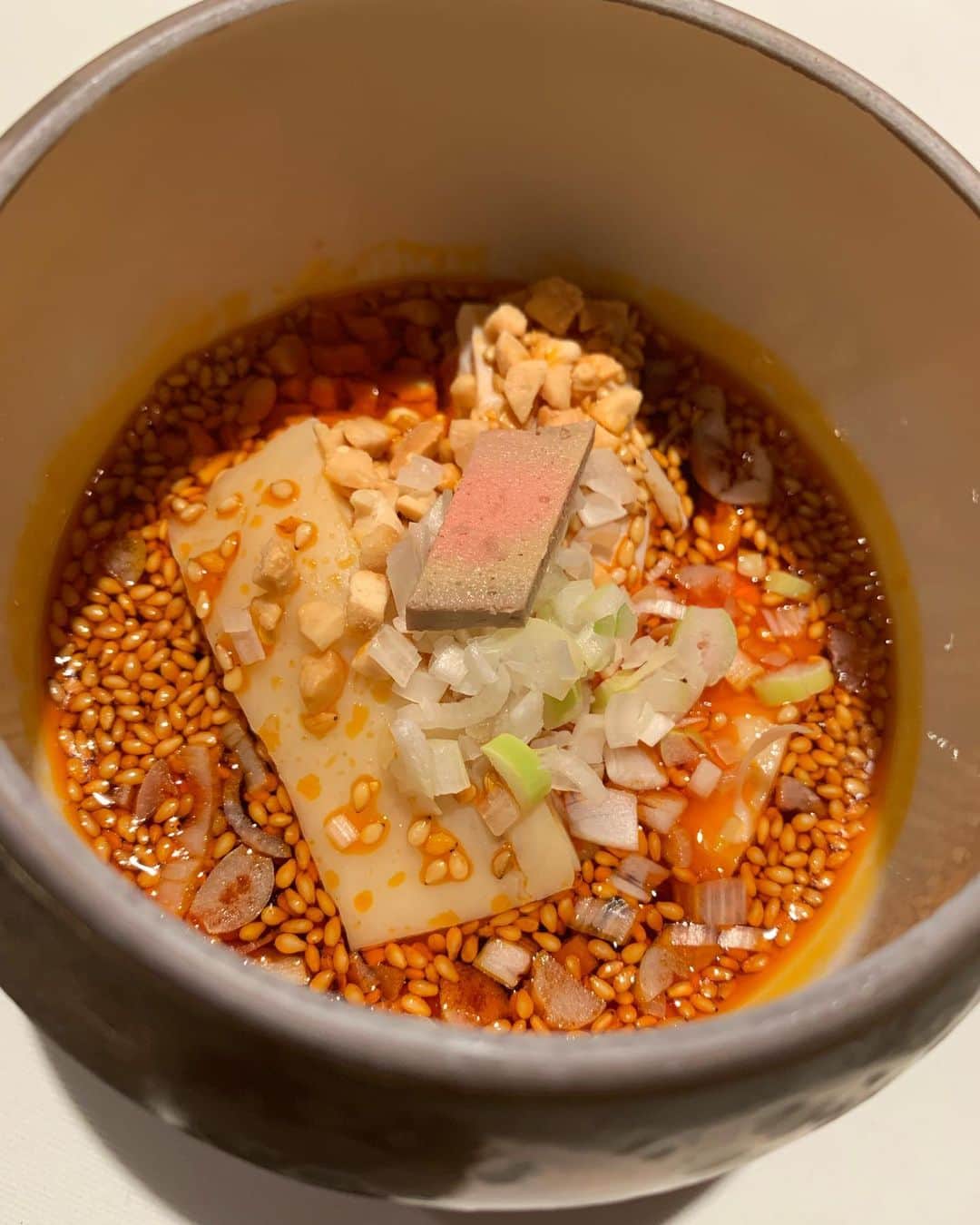 藤田志穂さんのインスタグラム写真 - (藤田志穂Instagram)「コース料理なんていつ振りだろう？？ ・ 中華料理とスペイン料理が交互に出てきてどれも美味しかった🤤 ・ 何より こんなゆっくり＆お腹いっぱい食べたの久々過ぎて😍 ・ @babyrose0925  @emllce  おめでとう㊗️🎉 ・ リフレッシュさせてくれて @sou_nagashima も有り難う🙏✨ ・ #happybirthday  #おめでとう #愉快な仲間 #転倒には気をつけて 🤣 #中華料理 #スペイン料理 #textura」9月24日 13時13分 - shiho_fujita44