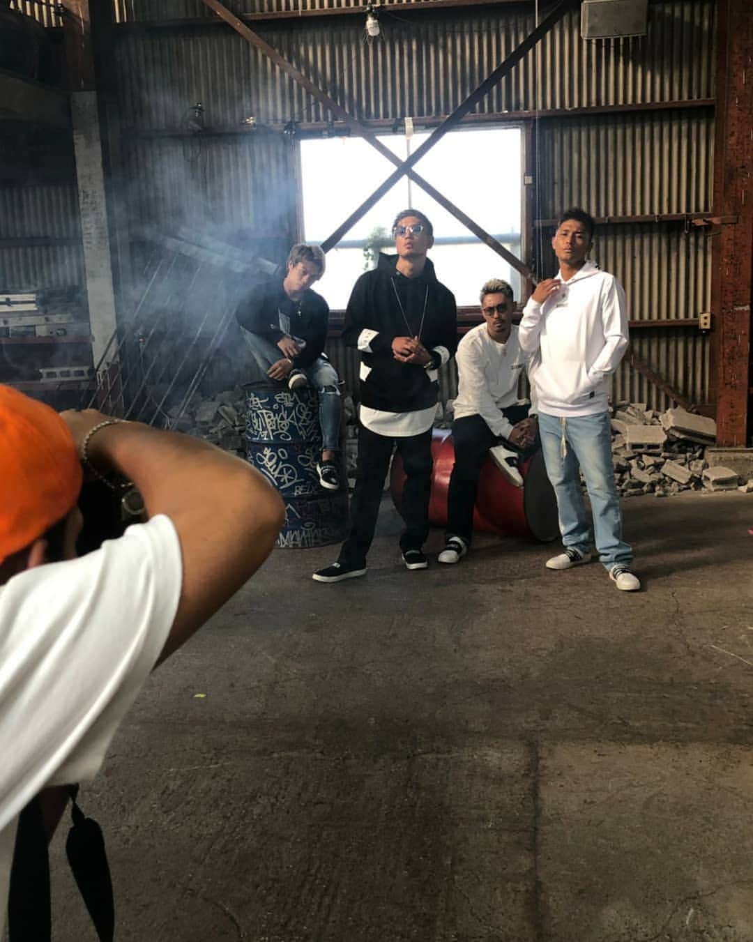 大沢文也さんのインスタグラム写真 - (大沢文也Instagram)「DIVINERさん撮影！  #diviner #撮影 #アパレル #メンズコーデ #コーデ #おしゃれ #オシャレ #おしゃれ番長 #スタジオ #川口市 #しゃれおつ #キックボクサー #k1_wgp #k1 #krush #kickboxing #キックボクシング  @diviner_official  @yasuhiro.kido  @yuta_9100  @akhiro_kaneko」9月24日 13時23分 - fumifumi_k1