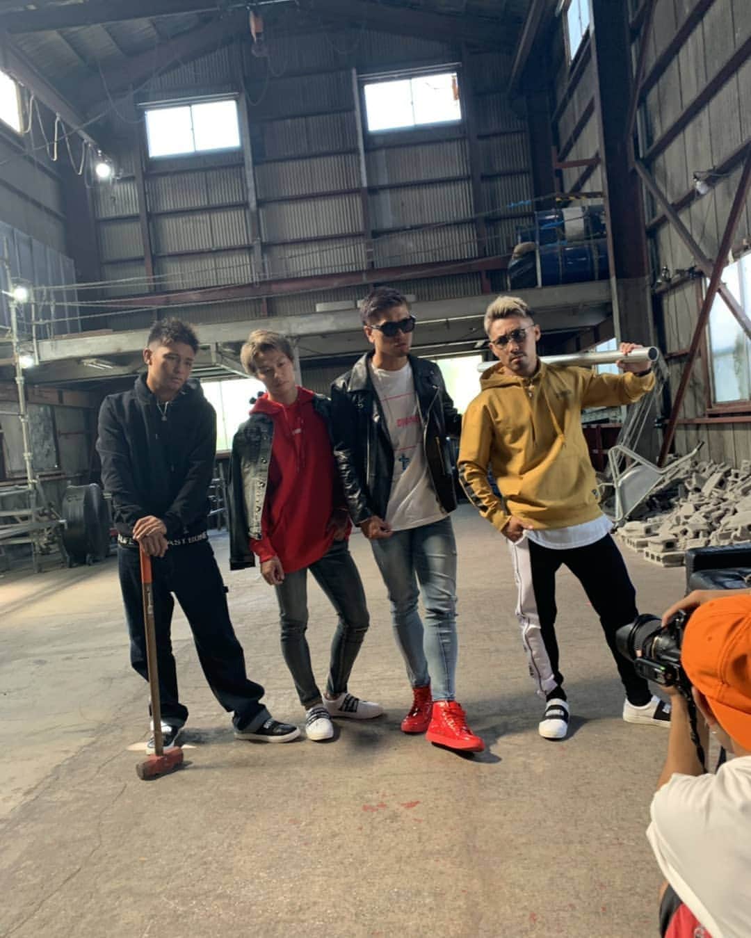 大沢文也さんのインスタグラム写真 - (大沢文也Instagram)「DIVINERさん撮影！  #diviner #撮影 #アパレル #メンズコーデ #コーデ #おしゃれ #オシャレ #おしゃれ番長 #スタジオ #川口市 #しゃれおつ #キックボクサー #k1_wgp #k1 #krush #kickboxing #キックボクシング  @diviner_official  @yasuhiro.kido  @yuta_9100  @akhiro_kaneko」9月24日 13時23分 - fumifumi_k1