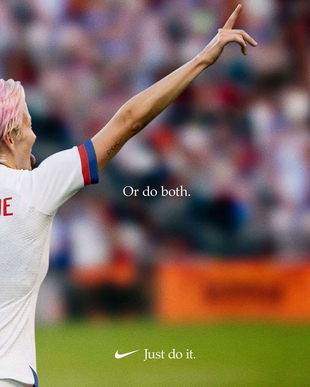 ナイキフットボールさんのインスタグラム写真 - (ナイキフットボールInstagram)「A leader on and off the pitch, @mrapinoe is crowned the best in the world. #justdoit ⠀ #meganrapinoe #uswnt #nikefootball #nikesoccer #nike #football #soccer」9月24日 5時06分 - nikefootball