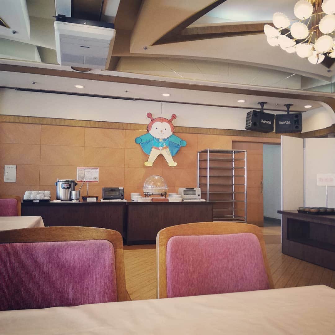 松本隆博のインスタグラム：「。 みなおはー 今日も気仙沼なう ラジオと特養LIVEやって 東京戻ります！！ …ん誰？」