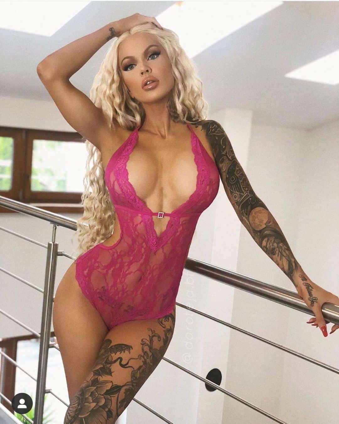 レッグアベニューのインスタグラム