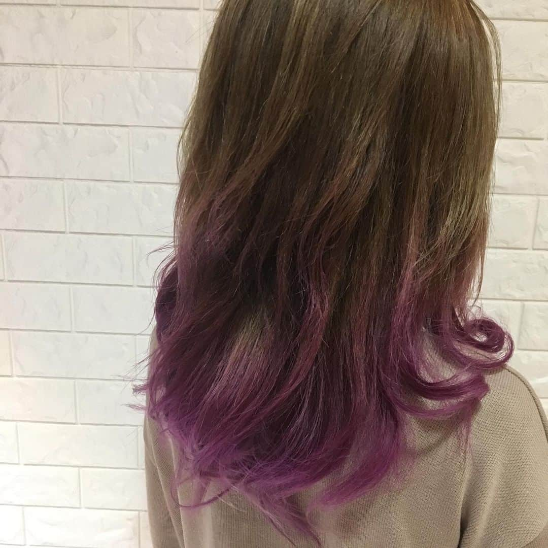 Lunonさんのインスタグラム写真 - (LunonInstagram)「purple★  Lunon ☏ 06-6341-5535 menu cut color ）⇨ ¥3780 perm . hot pepper or お電話✆ にて お気軽にご連絡ください✭ . . #Lunon#大阪美容室#大阪#野田阪神#福島#美容室 #大阪カフェ#カフェ#cafe#ブリーチ #hairstyle#haircolor#女子力 #メイク#エステ#アレンジ#マツエク #美肌#美白#リップ#ヘアアレンジ #color#デザイン#ハイライト #グラデーション#スタイリング #おしゃれ#おしゃれさんと繋がりたい」9月24日 10時00分 - lunon_morebeautiful