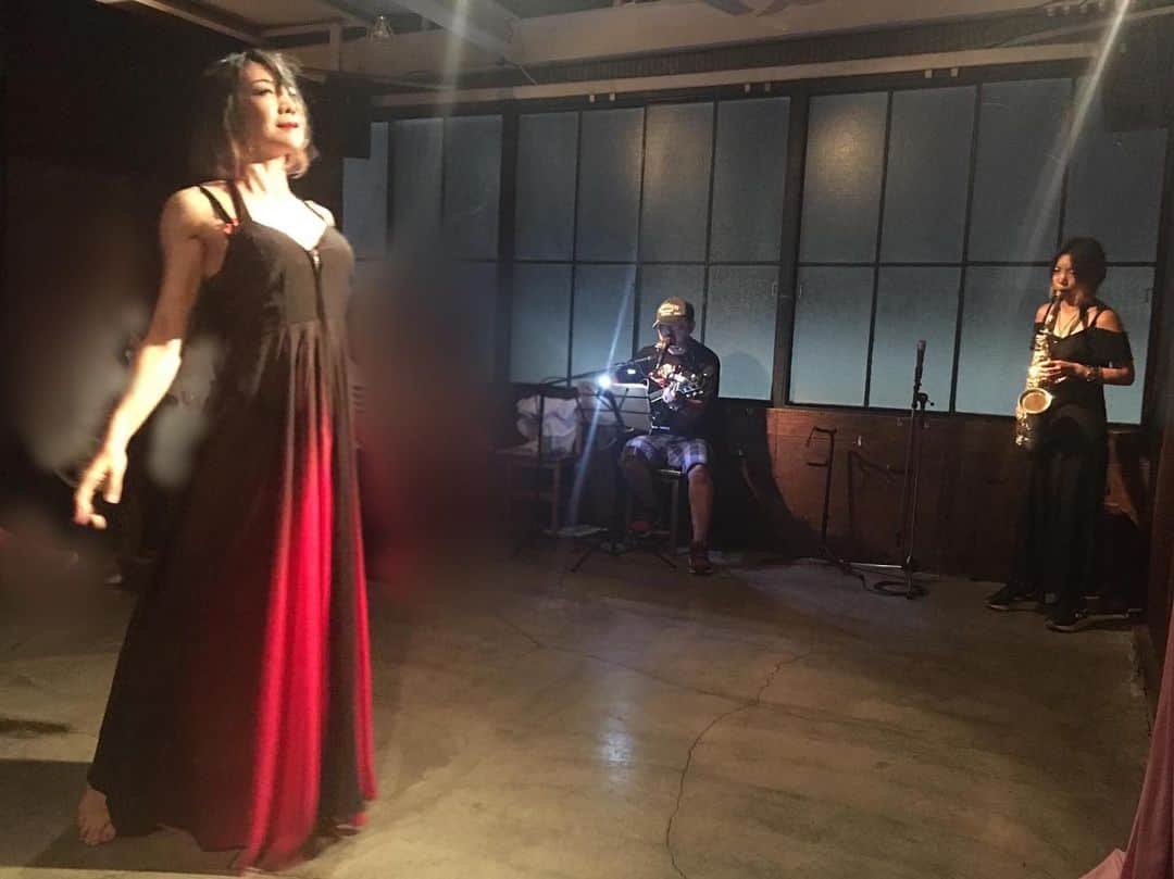 若林美保のグルメインスタ