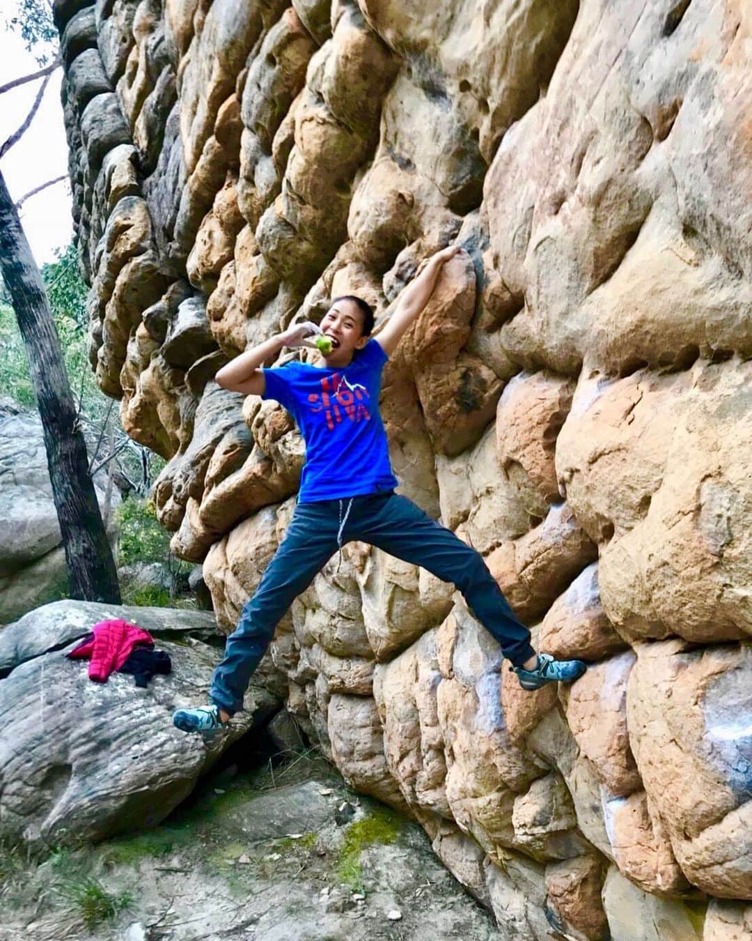 上岡絵理さんのインスタグラム写真 - (上岡絵理Instagram)「・ Next Stage 🇺🇸 🗽🗽🗽🤠 ・ #America #climbing #bouldering #outdoor」9月24日 11時51分 - eri_matsumoto.k