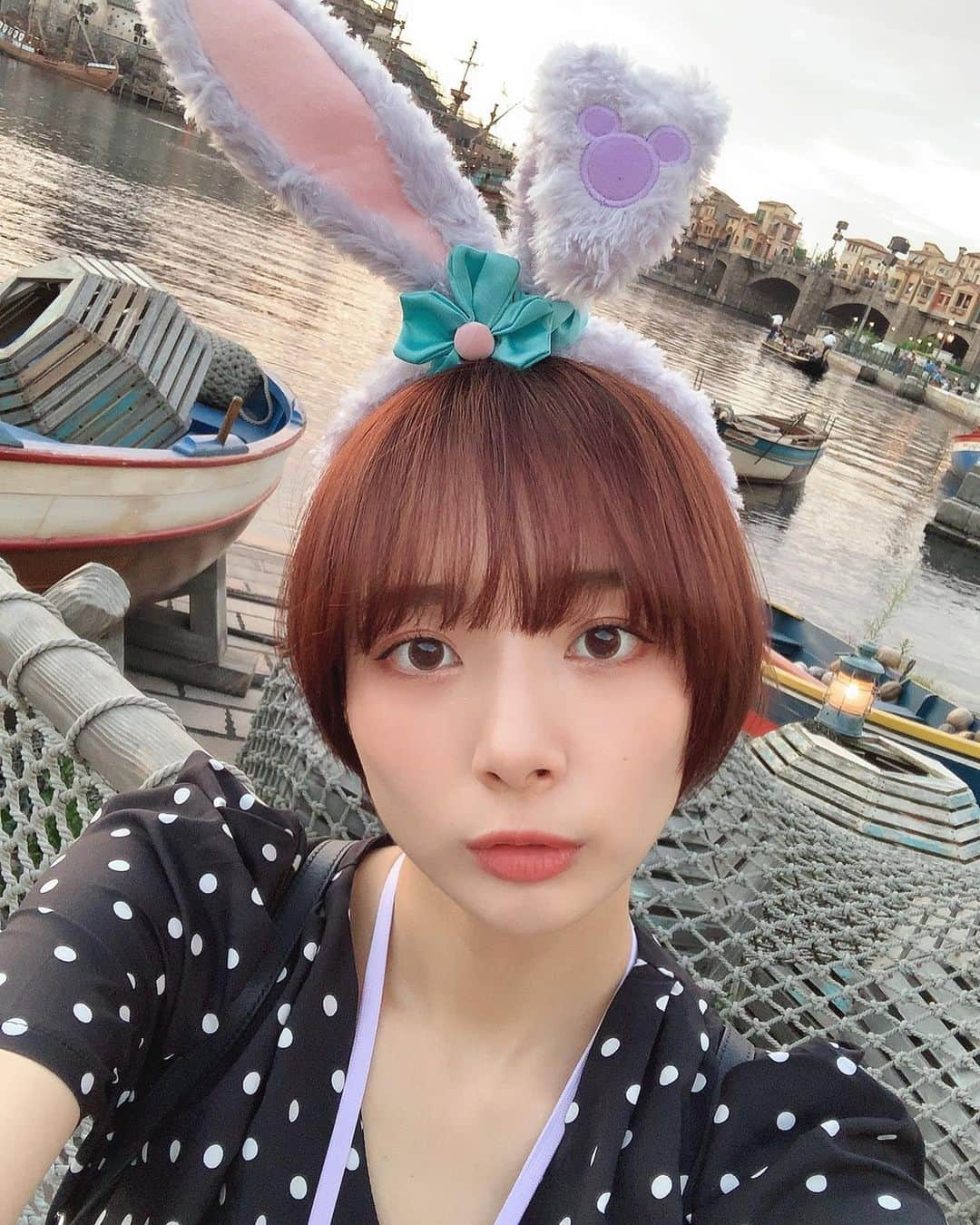 岡田紗佳さんのインスタグラム写真 - (岡田紗佳Instagram)「ちょっと前に行ったディズニー🐰  #ステラルー #ディズニー #ディズニーシー #ディズニーコーデ #なんかドット着ちゃう」9月24日 21時56分 - sayaka_okada