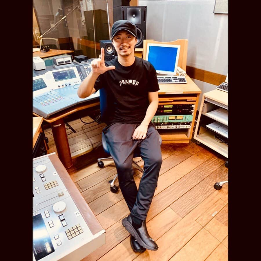 MAKIDAIさんのインスタグラム写真 - (MAKIDAIInstagram)「JFN系列全国ネットFMラジオ番組 『LDH PERFECT YEAR 2020 RADIO』が2019年 10 月 1 日からスタートします!! そこでメインパーソナリティーを担当させて頂きます！！ 初回のゲストにはEXILEから まっちゃん、うっさんが来てくれて良い感じに盛り上がりましたので、是非チェックして頂けたらと思います🆗✨ 「LDH PERFECT YEAR 2020」を盛り上げるべく！ 今後も様々な ゲストをお迎えしながら、Love・Dream・Happiness をテーマにお送りしていきます。 どうぞ、お楽しみに♪  #Lラジ」9月24日 14時06分 - exile_makidai_pkcz