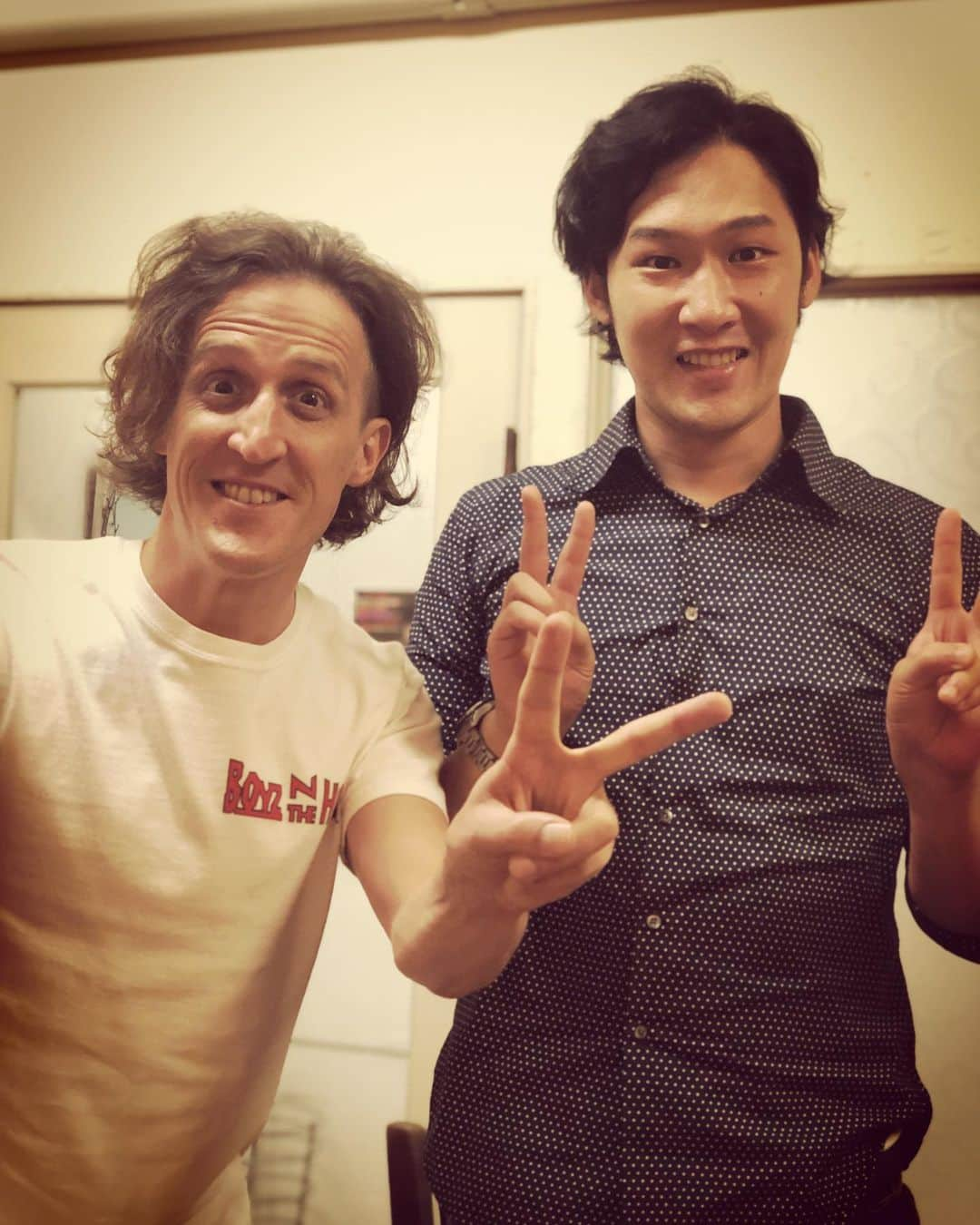 杉本知香さんのインスタグラム写真 - (杉本知香Instagram)「楽屋😆😆😆 どぶろっくがキングオブコント優勝して フォレストのいいジンクスが増えたー✨ おめでとう🏆🎊ありがとう😜  #中目黒美容室 #どぶろっく森#どぶろっく#キングオブコント2019 #キングオブコント#大きなイチモツ #パンクブーブー黒瀬#パンクブーブー #ペレ草田#布袋寅泰#藤原竜也軍団 #ギンナナ菊池 #ギンナナ#ハワイ在住 #チャドマレーン #大西ユースケ#吉本俳優班#パーマ大成功」9月24日 15時46分 - sugimotoc