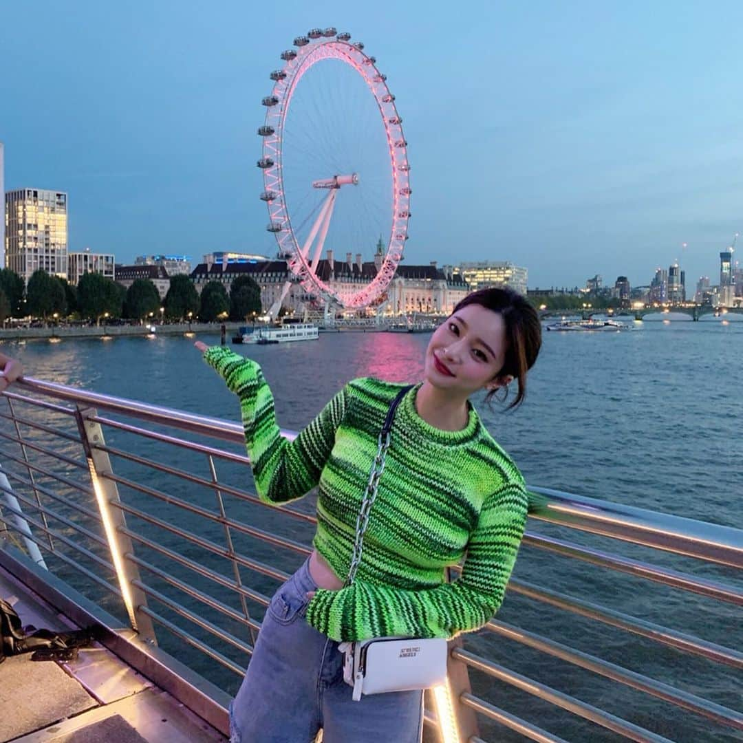 ジョンハさんのインスタグラム写真 - (ジョンハInstagram)「@stretchangels 도 함께한 LondonEye 💚」9月24日 17時12分 - 1993kg