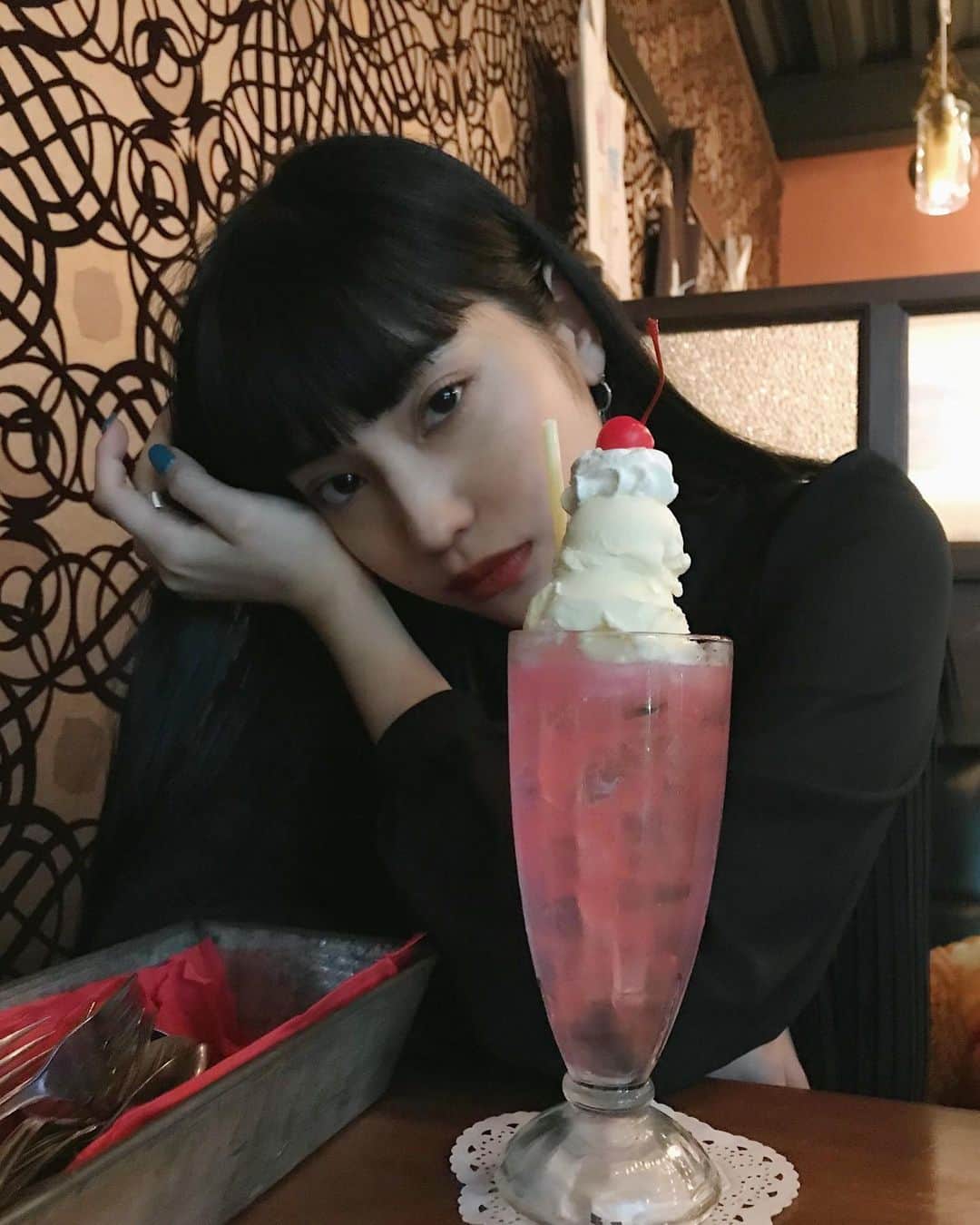 北澤舞悠（まゆちる）のインスタグラム：「クリームソーダ愛🍒」