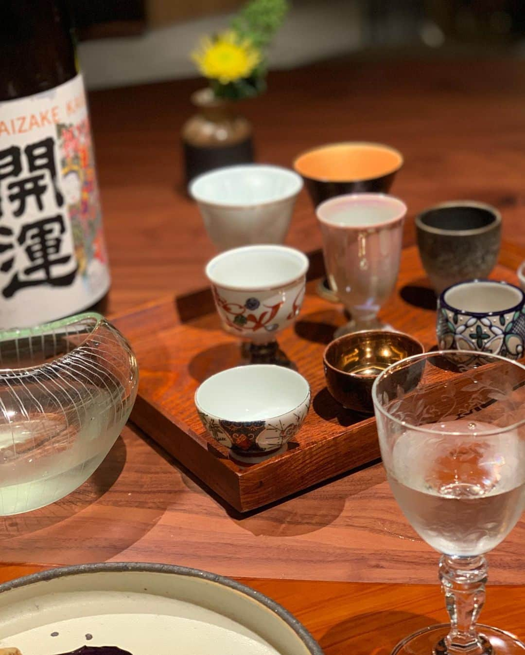 田中悦子さんのインスタグラム写真 - (田中悦子Instagram)「今日のディナーは西麻布の懐石料理 808tokyo さんで❣️⠀ ⠀ 和モダンな雰囲気で、器もお洒落😍⠀ ⠀ そして、お料理🍽⠀ ⠀ 秋を感じる旬の素材の美味しさに加え、演出もサービスも素晴らしかった😍⠀ ⠀  ぜひまた伺いたい👍💕😋⠀ ⠀  ストーリーも見てね❣️⠀ ⠀  #西麻布 #808tokyo  #高級懐石料理 #和食 #和モダン #followme #土鍋の炊き込みご飯 #ハラス #絶品」9月24日 21時27分 - etsuko.reborn25