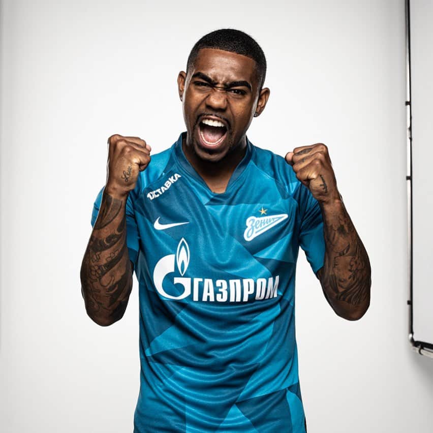 マウコム・フィリペ・シウヴァ・デ・オリヴェイラのインスタグラム：「#davaizenit 🤪🔵⚪️」