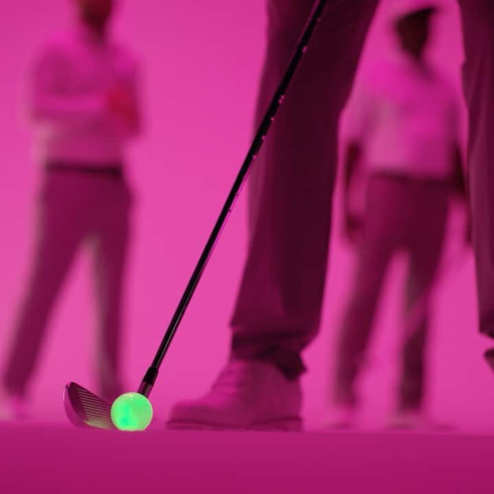 ヘンリク・ステンソンのインスタグラム：「Work it #APFamily ! Full video @audemarspiguetgolf  #HarmonyAndMastery」