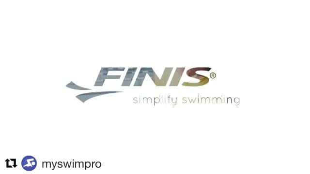 アンソニー・アービンのインスタグラム：「Oldie but goodie. #Repost @myswimpro ・・・ Tips for swimming with paddles from @finisswim & @anthonyervin ✋ Win a pair of these fins by swimming with us on #WorldSwimDay! ➡️ Must register to win at worldswimday.org #FINIS ⁠⠀」