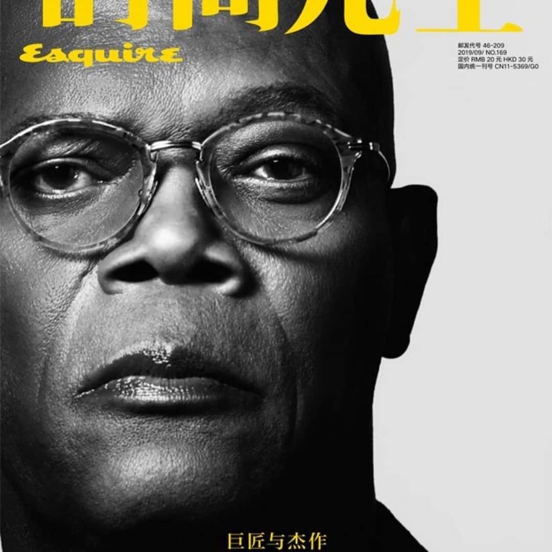 サミュエル・L・ジャクソンさんのインスタグラム写真 - (サミュエル・L・ジャクソンInstagram)「Thanks Esquire China for the cover feature! #stillshockedbytheblessings」9月25日 2時28分 - samuelljackson