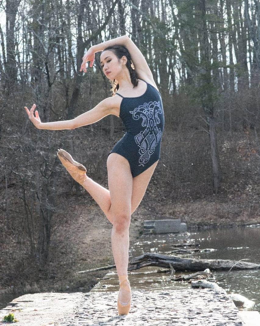 Lily Saito (齊藤莉理)のインスタグラム：「Happy #WorldBalletDay 🙏🏻 A day spent doing what I love and being surrounded by people who share the same passion 🙆🏻‍♀️」
