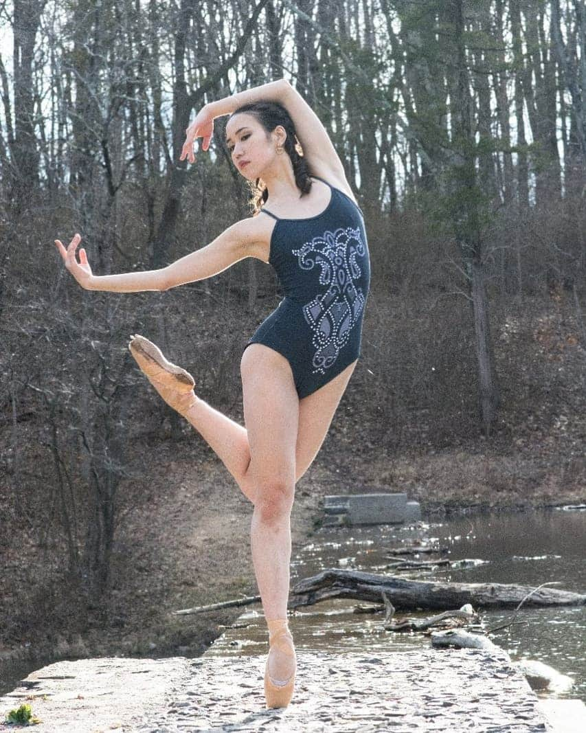 Lily Saito (齊藤莉理)さんのインスタグラム写真 - (Lily Saito (齊藤莉理)Instagram)「Happy #WorldBalletDay 🙏🏻 A day spent doing what I love and being surrounded by people who share the same passion 🙆🏻‍♀️」10月24日 10時02分 - lilysaito_