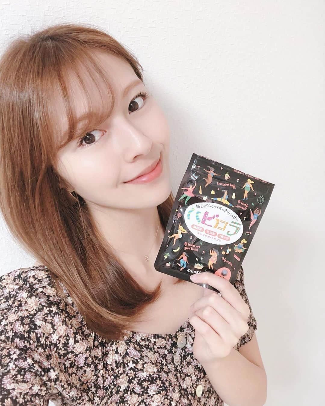 菊原梨華さんのインスタグラム写真 - (菊原梨華Instagram)「・ ・ 食べすぎで、腸が疲れてる気がしてきたから 腸活始めまたよん✨ ・ 今話題の酪酸菌と炭が入ってる ハピロラを飲んでる💪 @karakire.official ・ 便秘が悩みだったしなんかだるさとかもあったけど 改善されつつあるぞ🥺🎊 体の中からキレイに✨ ・ #ハピロラ#デトックス#ダイエット#プラセンタ#乳酸菌#美活#腸活#美容#綺麗#体の内側#綺麗になりたい#pic#写真#beauty#ビューティー#美肌#炭#酪酸菌#美#love#enjoy#follow#instagood」10月24日 10時03分 - happyluckyhappy