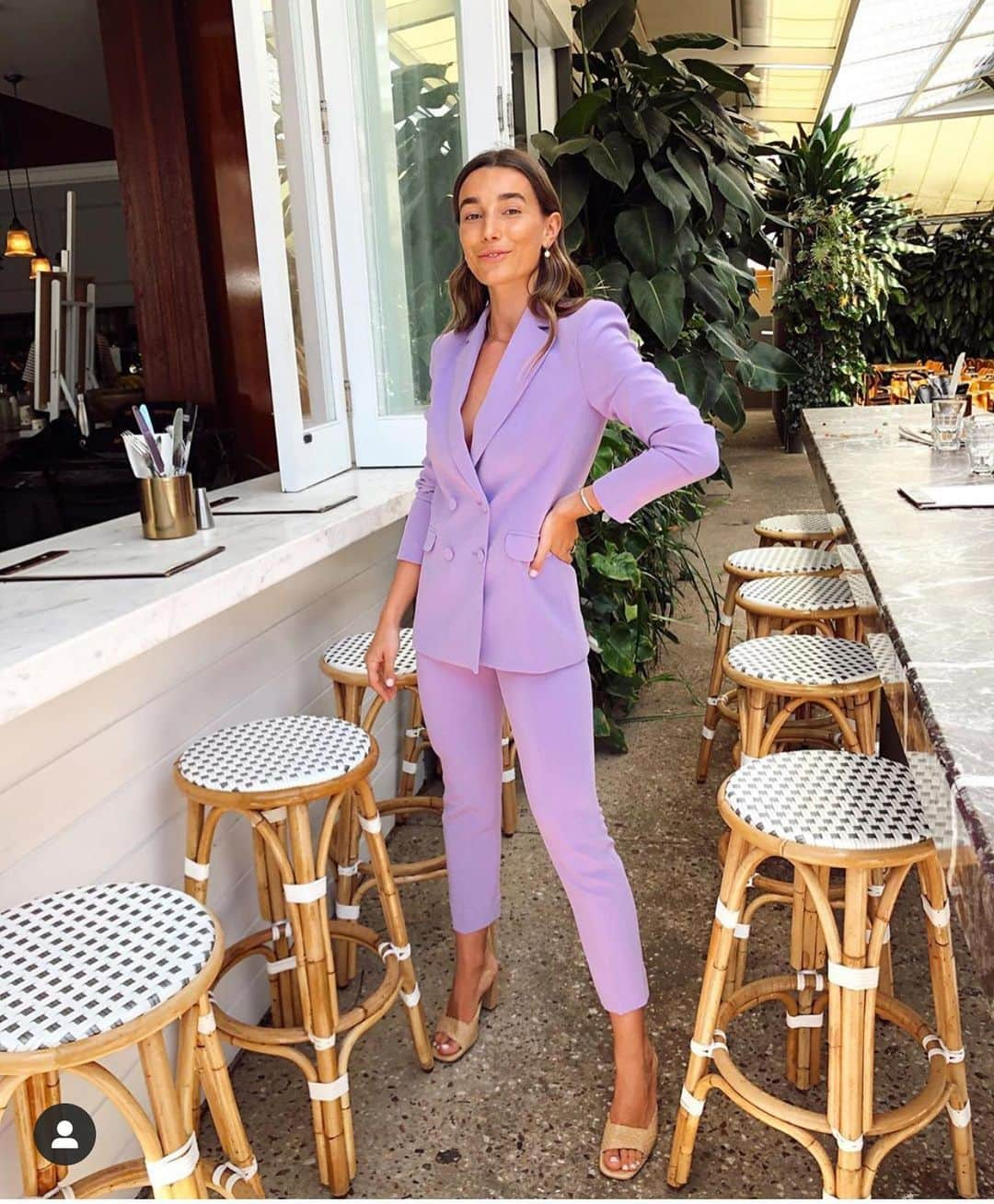 KOOKAI さんのインスタグラム写真 - (KOOKAI Instagram)「Millie wears our Cole Blazer, Cole Pants and Geneva Heels, all new to boutiques and online. Tap to shop the look •• #kookai」10月24日 10時42分 - kookai_australia