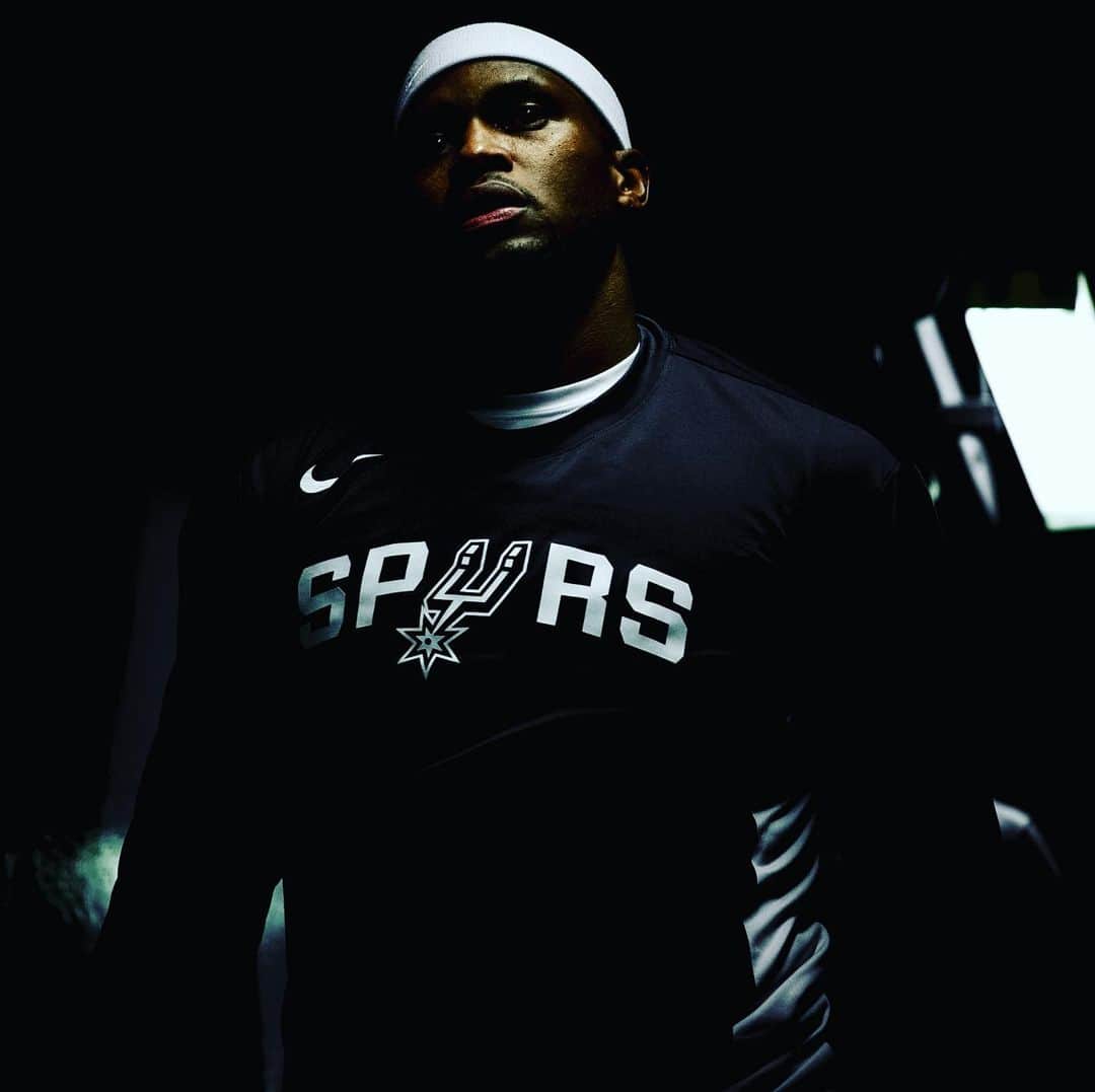 ルディ・ゲイのインスタグラム：「#14 feels different  #gospursgo #spursnation」