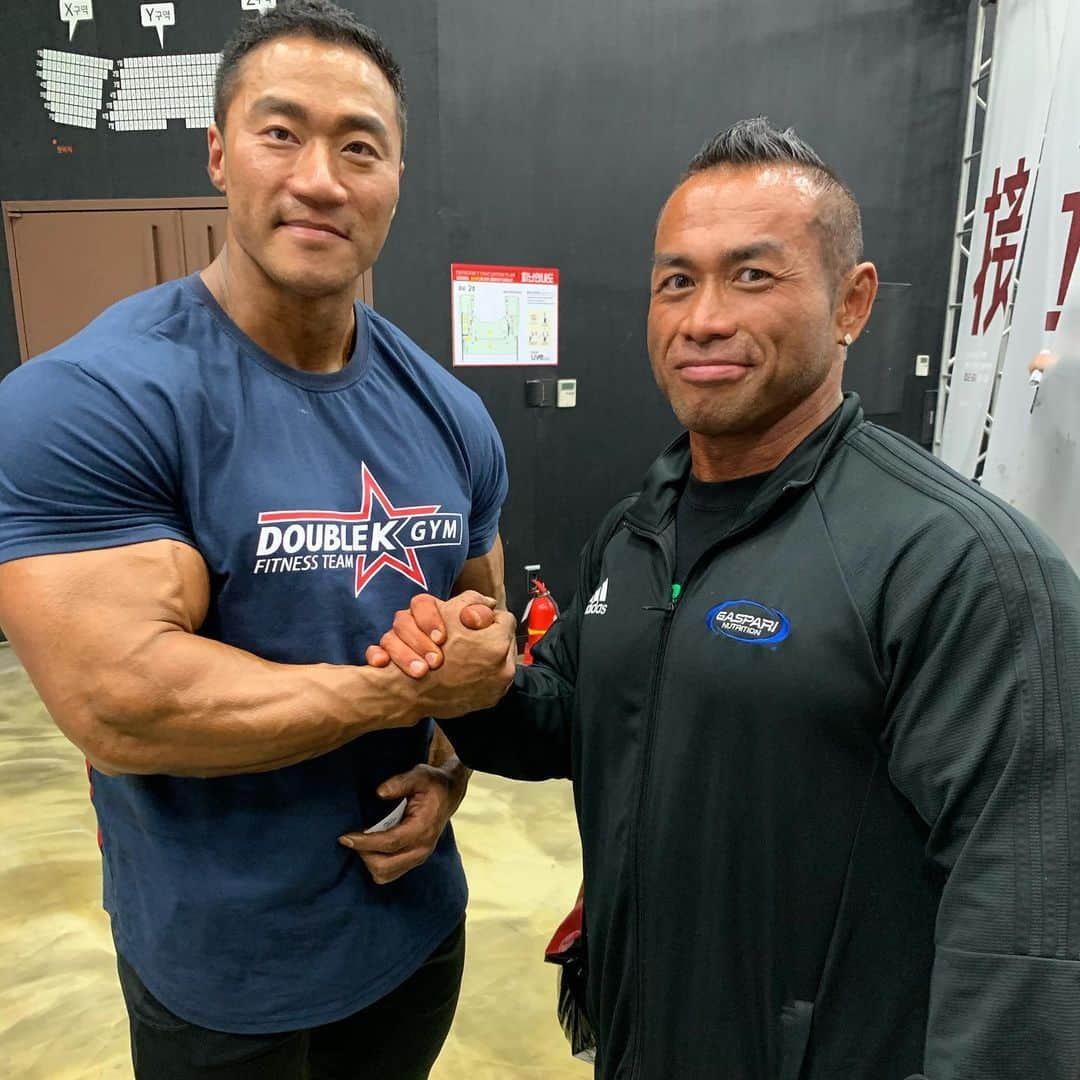 Hidetada Yamagishiさんのインスタグラム写真 - (Hidetada YamagishiInstagram)「Asian bodybuilding stars @monsterzym.official @ifbb_pro_kimjunho @bodybuilderchul @its.an.nguyen @yeonwoojhi  @sakabemotoyuki」10月24日 3時32分 - hideyamagishi