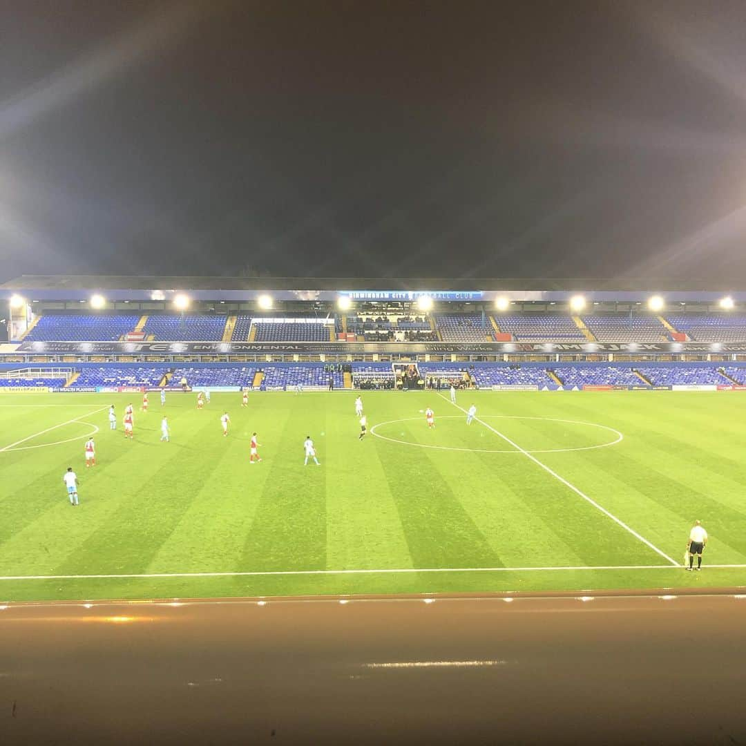 チャーリー・アダムさんのインスタグラム写真 - (チャーリー・アダムInstagram)「@coventrycityfcofficial v @ftfcofficial」10月24日 4時35分 - charlie26adam