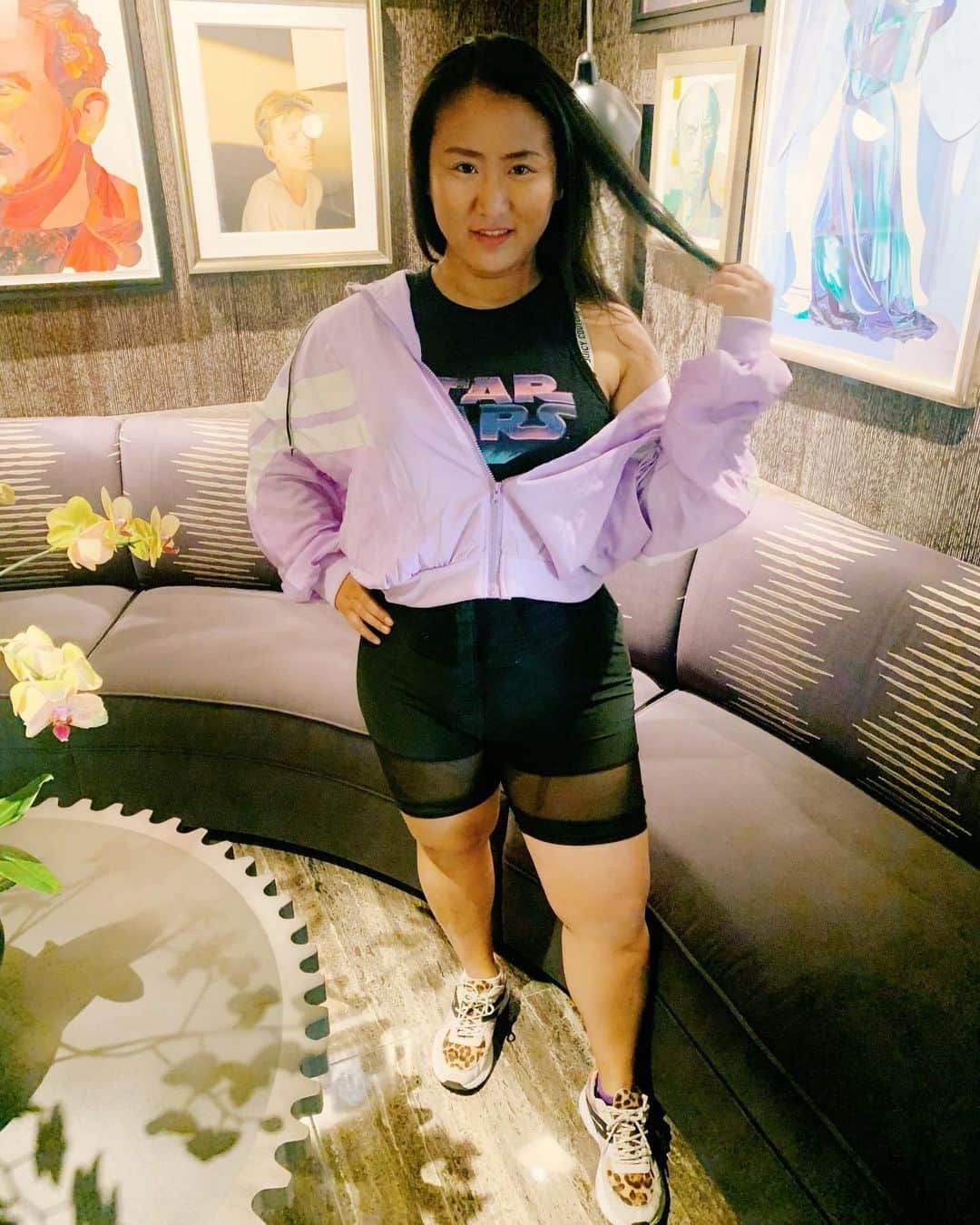 藤井美穂のインスタグラム：「Feeling good. @sheinofficial @sheincurve #SHEIN#SHEINgals  Search ID: 790782 http://bit.ly/33pVoIO ​Search ID: 570534 http://bit.ly/2MxHnBH」