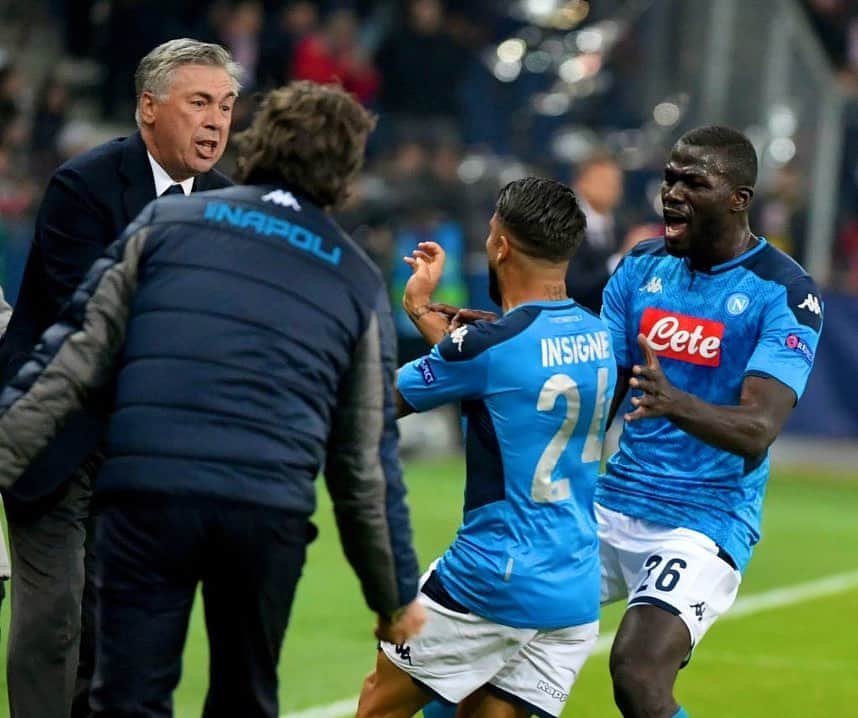 カルロ・アンチェロッティのインスタグラム：「Notte fantastica de Champions. Felice per il carattere della squadra e tre punti molto importanti. #forzanapolisempre #ucl  Fantastic Champions League game tonight. The team showed character and happy with 3 more important points.」