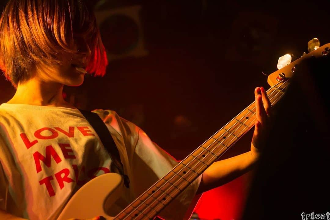 tricotさんのインスタグラム写真 - (tricotInstagram)「9.23.19 yonige & tricot  tour 「ツアーの名は。」 CLUB QUATTRO Nagoya,Aichi. Pic: @kaooochi1226」10月24日 9時33分 - tricot_band_jp