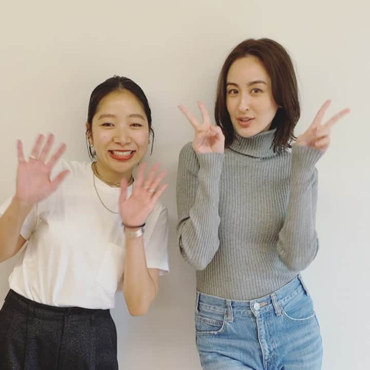 オードリー亜谷香のインスタグラム：「Thank you @six_asakawa @six.salon ✂️🖤💓You’re the absolute best🖤💓」