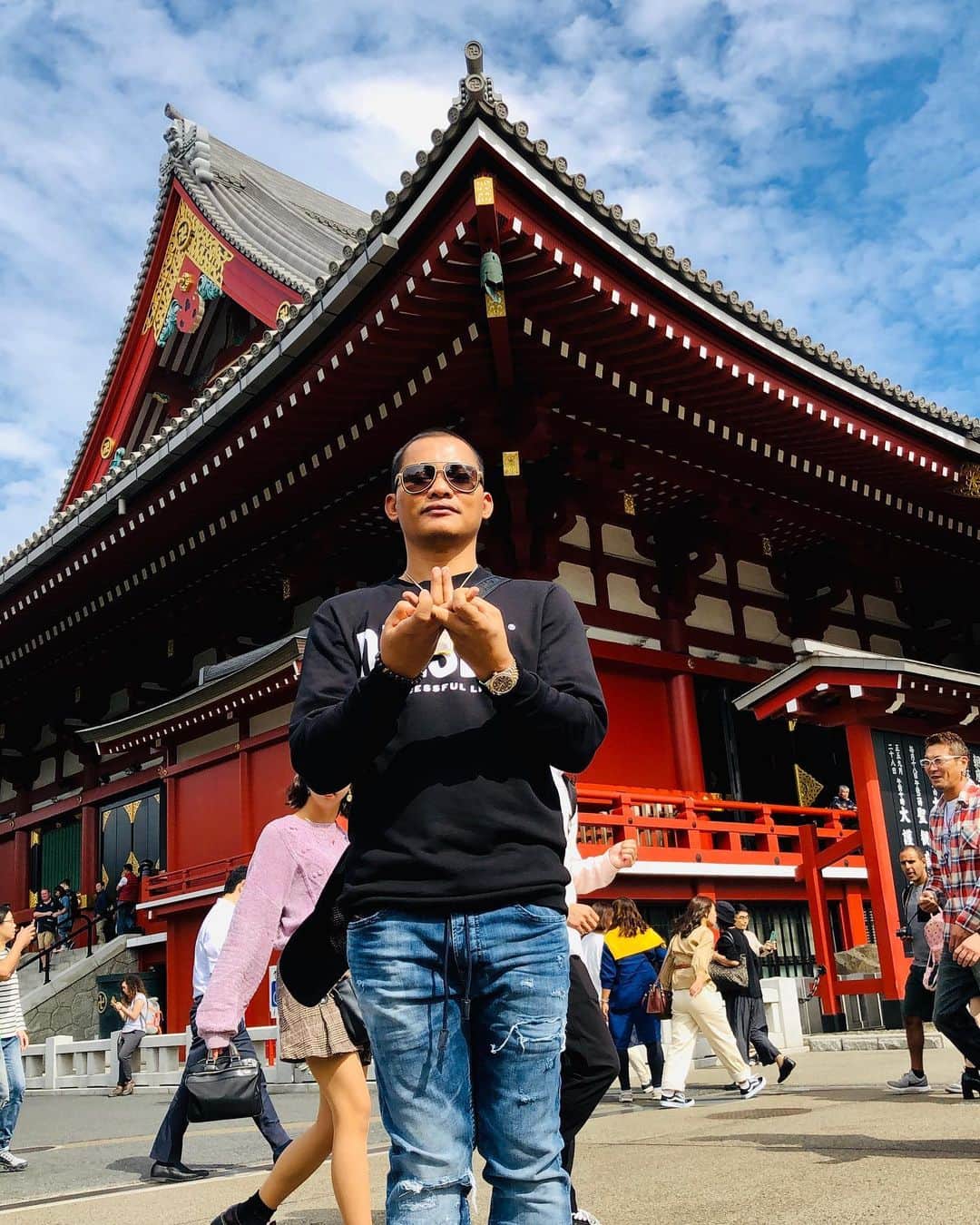 トニー・ジャーのインスタグラム：「Good energy」