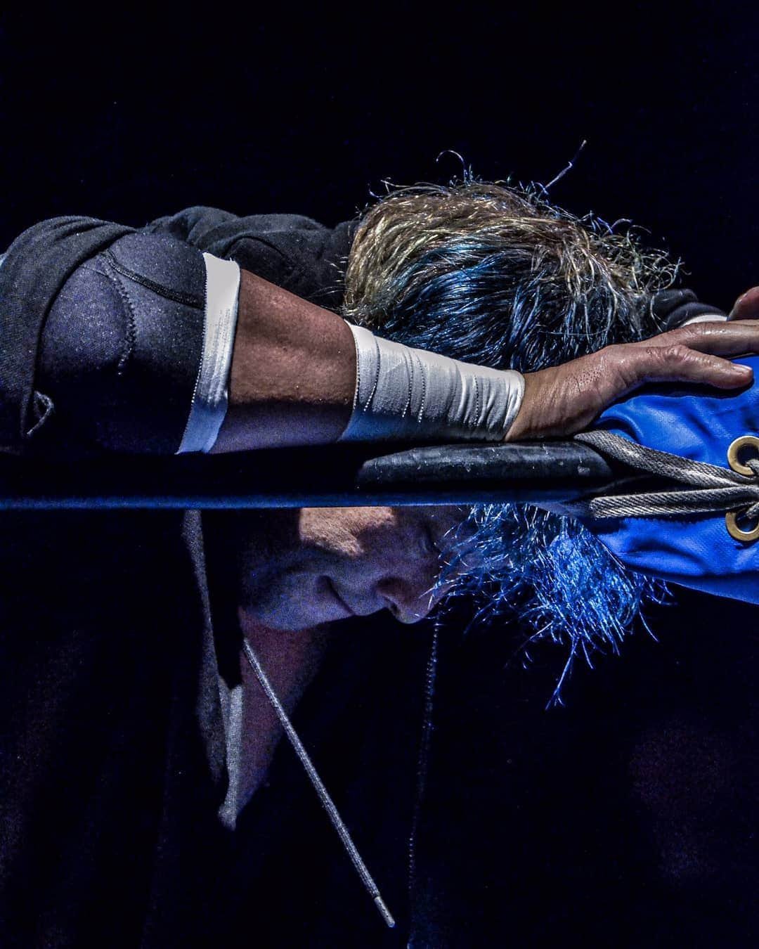 TAJIRIのインスタグラム：「thinking about drink beer for after match.#tajiri #ajpw #prowrestling」