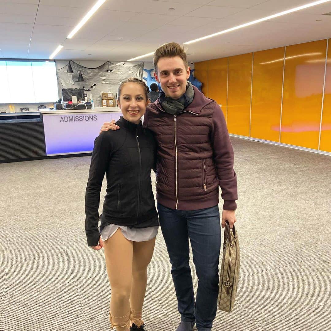 ダグラス・ラザノさんのインスタグラム写真 - (ダグラス・ラザノInstagram)「A successful weekend at SWP Regionals comes to a close and I’m really proud of all of the great performances from my skaters! #usfigureskating #swpregionals」10月20日 5時59分 - douglasrazzano