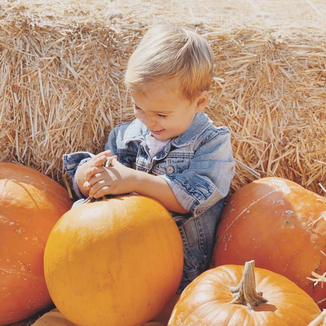 ローレン・コンラッドさんのインスタグラム写真 - (ローレン・コンラッドInstagram)「🎃🎃👦🏼🎃🎃」10月20日 6時07分 - laurenconrad