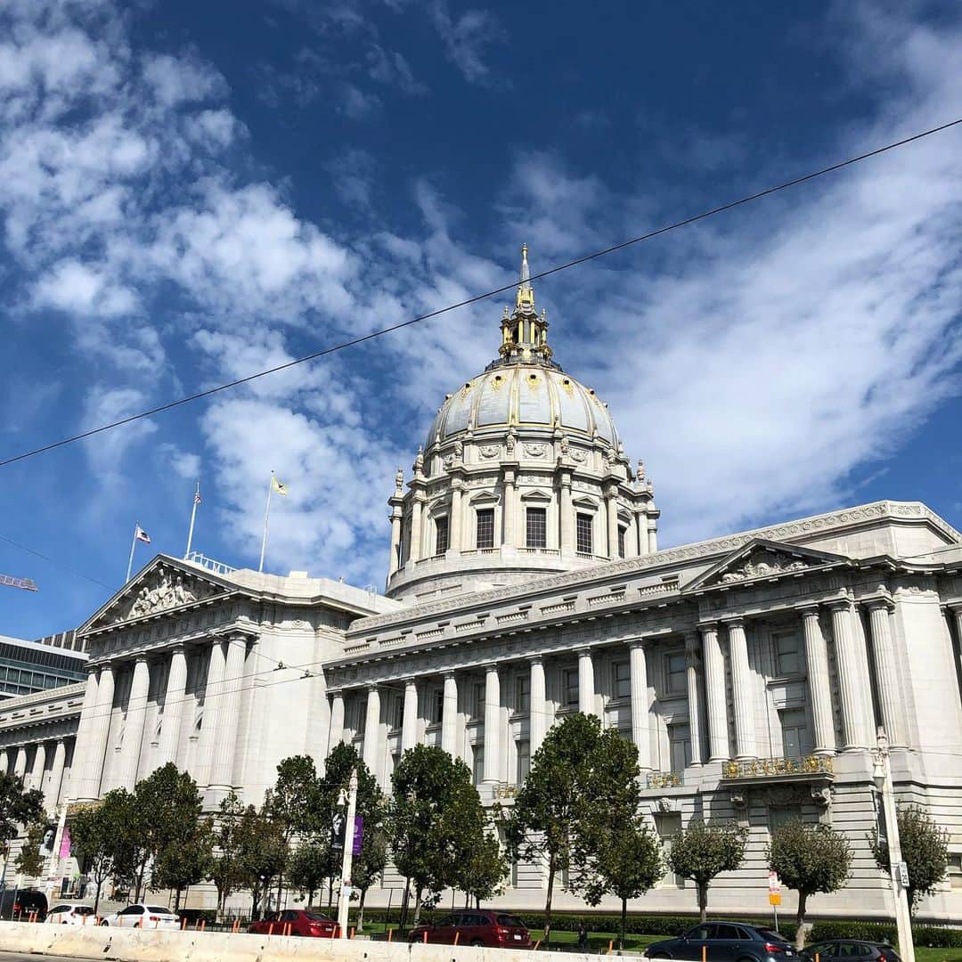 のインスタグラム：「Such a beautiful day in San Francisco. Rehearsing Romeo and Juliet on our day off with @_angelogreco_ for up coming tour!!! 今日は休日だけどツアーがせまっているのでアンジェロとロミオのリハーサル。#ballet #ballerina #ballerinalife #happy #happiness #dance #art #幸せ #バレエ #バレリーナ #rehearsal #travellife #work #dayoff #wroldtraveler #travellife #fly #tour」