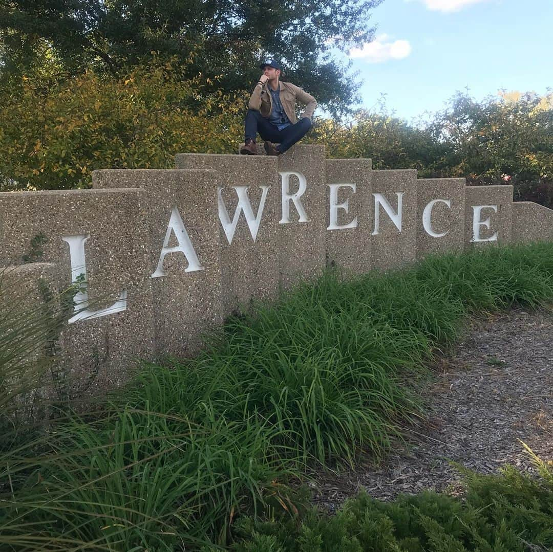 ジェンセン・アクレスさんのインスタグラム写真 - (ジェンセン・アクレスInstagram)「Lawrence, Kansas.  Nearly 15 years ago we set out to tell a story based in this bucolic gem of a town.  And more specifically, this exact graveyard. The Stull Cemetery. Was an odd feeling walking these grounds...knowing the end of our Supernatural journey will be coming to an end soon.  It’s a heavy reflection kinda Saturday. (📷 @bodyguard13 )」10月20日 8時13分 - jensenackles