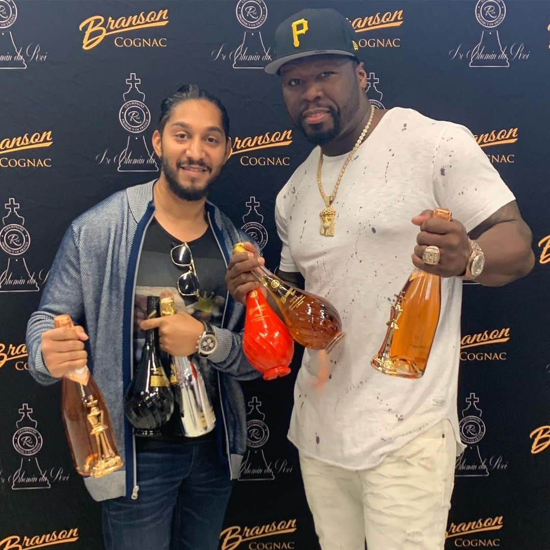 50セントさんのインスタグラム写真 - (50セントInstagram)「I met some cool people today in Dallas Texas. Some of them already called Comcast about them dropping POWER. #lecheminduroi #bransoncognac」10月20日 8時23分 - 50cent