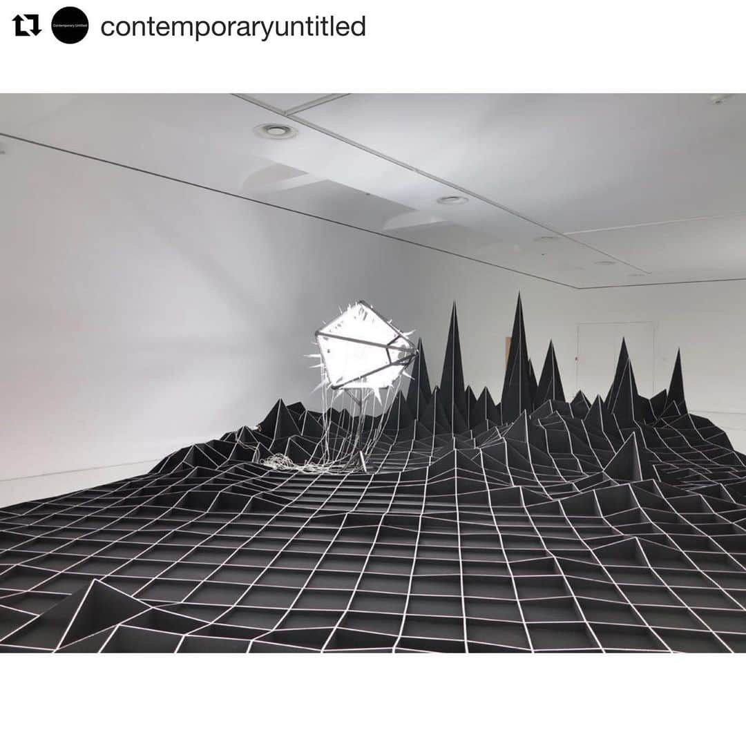 ケイコ・アジェナさんのインスタグラム写真 - (ケイコ・アジェナInstagram)「In a reposting art I like mood... I just... hafta... #Repost @contemporaryuntitled with @get_repost ・・・ Heiko Blankenstein #heikoblankenstein」10月20日 8時25分 - keikoagena