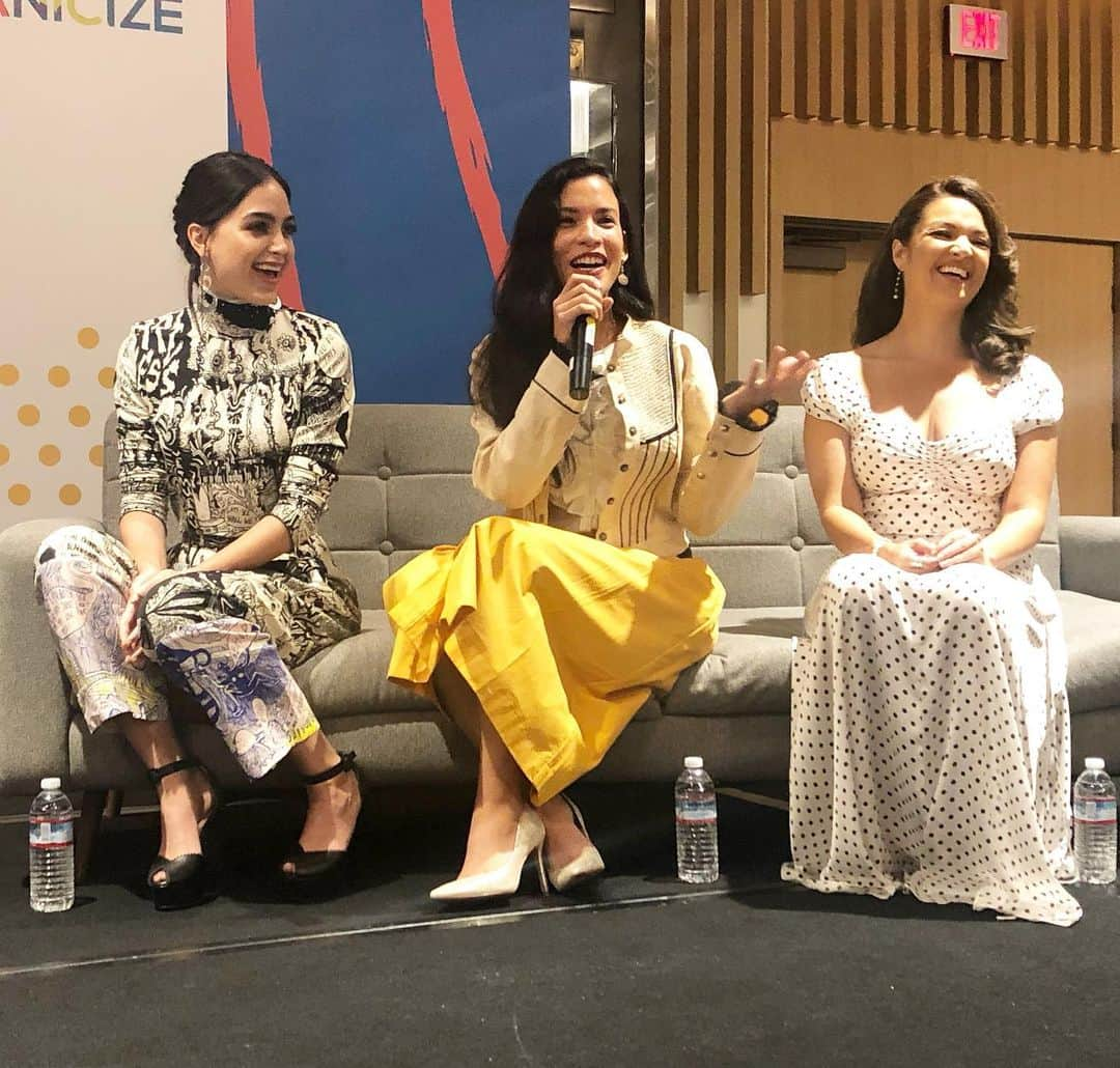 ダナイ・ガルシアさんのインスタグラム写真 - (ダナイ・ガルシアInstagram)「Thank you @hispanicizeevent for having me. I had the most wonderful time with this amazing ladies @melissabarreram @therealpaulagarces & @karlapitaloor .. thank you @davidchitel for being the fire behind this important event.  This is happening. 🔥🔥 #thisishappening #stronwoman #funtimes #starz @vida_starz #ftwf @amc_tv @netflix #latinx #saturday #panel #events #workflow #sweet #melissabarrera #paulagarces #danaygarcia #thegoodtimes #magickingdom #magic #universeonmyside #karlapitaloor #greattimes  Never forget  the magic 👑 #queen」10月20日 9時44分 - danaygarcia1