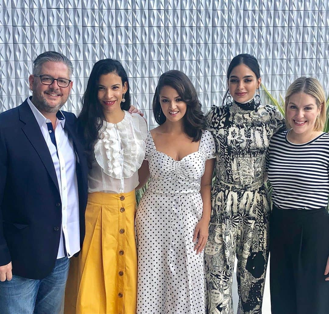 ダナイ・ガルシアさんのインスタグラム写真 - (ダナイ・ガルシアInstagram)「Thank you @hispanicizeevent for having me. I had the most wonderful time with this amazing ladies @melissabarreram @therealpaulagarces & @karlapitaloor .. thank you @davidchitel for being the fire behind this important event.  This is happening. 🔥🔥 #thisishappening #stronwoman #funtimes #starz @vida_starz #ftwf @amc_tv @netflix #latinx #saturday #panel #events #workflow #sweet #melissabarrera #paulagarces #danaygarcia #thegoodtimes #magickingdom #magic #universeonmyside #karlapitaloor #greattimes  Never forget  the magic 👑 #queen」10月20日 9時44分 - danaygarcia1