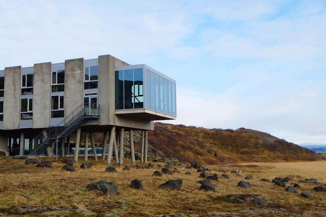 武智志穂さんのインスタグラム写真 - (武智志穂Instagram)「📍 ION Adventure Hotel﻿ ﻿ アイスランドに旅する時には、絶対にここに泊まるって決めてたんだ💫﻿ ﻿ ﻿ #志穂sTrip #Iceland #icelandtravel #火と氷の国 #icelandhotel」10月20日 10時04分 - shiho_takechi