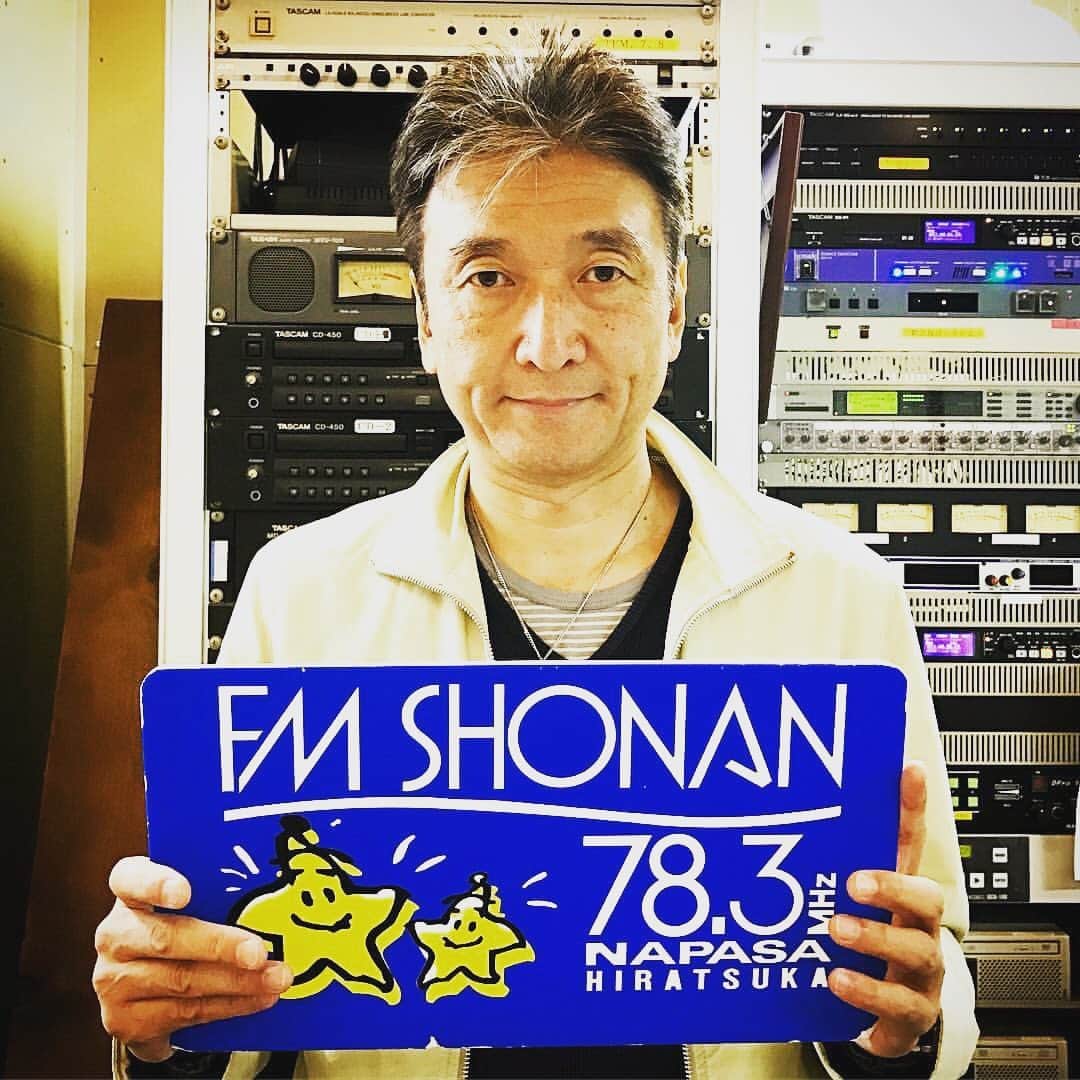 郷田ほづみのインスタグラム：「10:30頃からFM湘南ナパサにゲスト出演します。インターネットで聴けます。午後にもお邪魔する予定。よろしく(^ ^)」