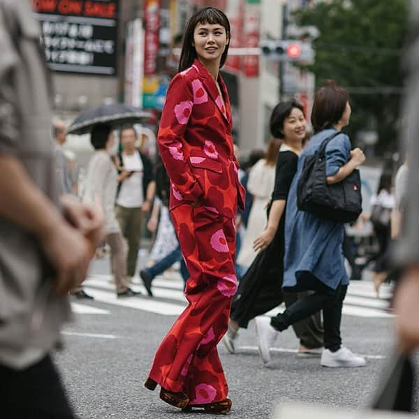 Marimekko Japanさんのインスタグラム写真 - (Marimekko JapanInstagram)「@shen_tanaka Unikko（ウニッコ）/ケシの花 Design: Maija Isola #boldbynature #marimekko #marimekkofw19 #マリメッコ」10月20日 10時31分 - marimekkojapan