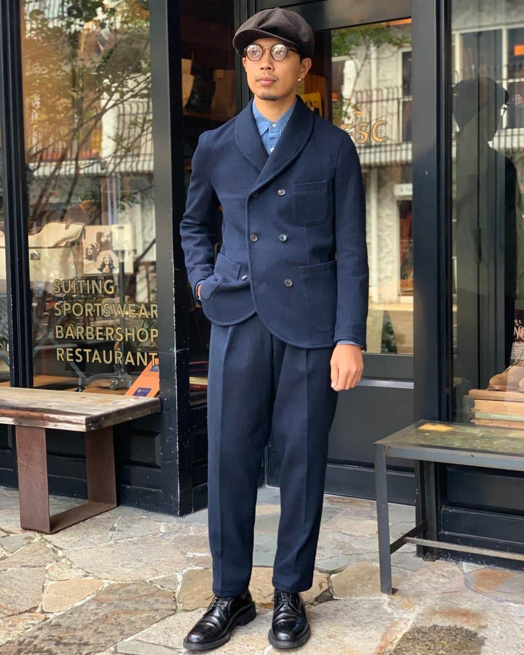 フリーマンズスポーティングクラブさんのインスタグラム写真 - (フリーマンズスポーティングクラブInstagram)「FSC STAFF STYLE - TOKYO 2019.10.20  wear:#freemanssportingclub eyewear :#ayame #fsc_staff_style #freemanssportingclub  #menswear #fsctokyo #fscfutako #fscginza #barber #barbershop」10月20日 11時04分 - freemanssportingclub_jp