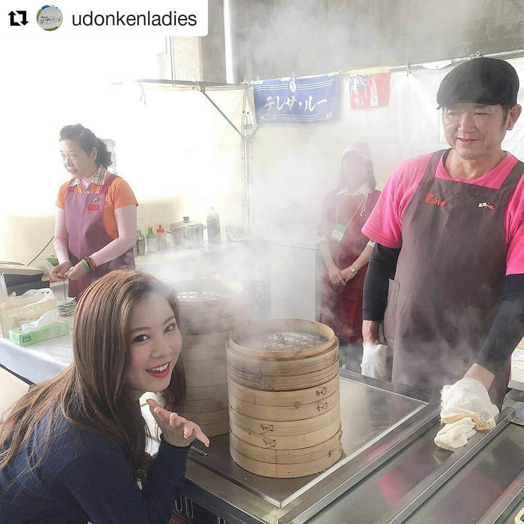 岡山放送さんのインスタグラム写真 - (岡山放送Instagram)「#Repost @udonkenladies (@get_repost) ・・・ グルメ情報👏 日台交流にふさわしい台湾グルメ🇹🇼 あつあつの小籠包を召し上がれ😆 #日台交流#うどん県レディースゴルフトーナメント #満濃ヒルズカントリークラブ #台湾タンパオ #琴平店 #日台交流 #小籠包 #北村麗  #ohk #8ch #岡山放送 #最終日 まだまだ楽しみいっぱい！」10月20日 11時48分 - ohk_official