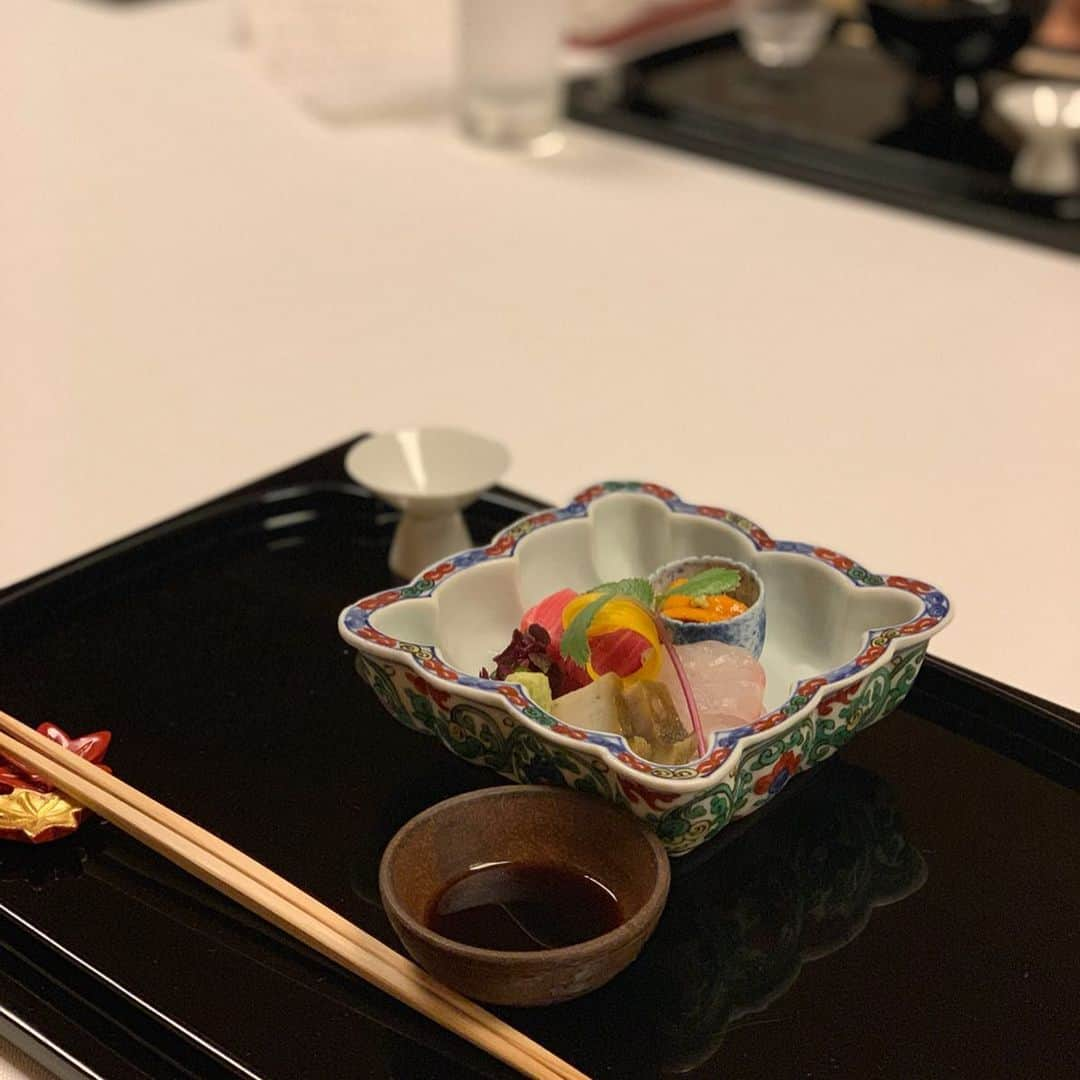 沢瀉美緒さんのインスタグラム写真 - (沢瀉美緒Instagram)「※ Special Kaiseki lunch course @genyadana_hamadaya ✨ . 昨日の美味しかった、濱田家さんでの ランチは大好きな松茸も💛 . それに加えて、イクラと柚香り漂う ご飯とのコラボレーションも最高でした✨ . また別の季節にも伺いたいな🍁 . . #kimonomio #kimono #着物 #和装 #japanesetraditional #濱田家 #玄治店濱田家 #料亭 #ミオログ」10月20日 12時17分 - mio_omodaka