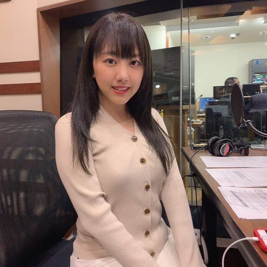 関口舞のインスタグラム：「髪色暗くした！ いろんな型でクッキー焼いた🍪」