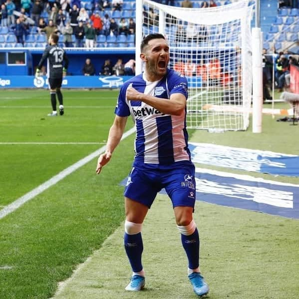 ルーカス・ペレスさんのインスタグラム写真 - (ルーカス・ペレスInstagram)「Contento por la victoria y por el gol. Enorme equipo y afición. ¡A por más! ⚽🔵⚪ #GoazenGlorioso」10月20日 21時58分 - 10lp