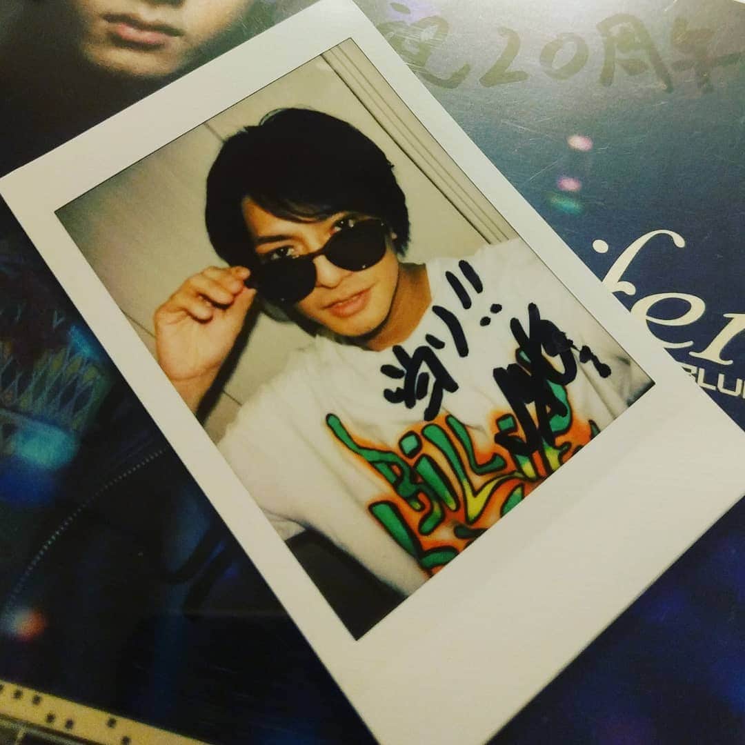 のインスタグラム：「秋のファンミ終了！ 来てくれて皆様 本当にありがとうございました✧ 喜んでくれて嬉しかったです👀  そして、ファンミでも告知しましたが、 早くもクリスマスファンミを開催します！🎅 日程　12月22日「日」 詳細は後ほど🎄」